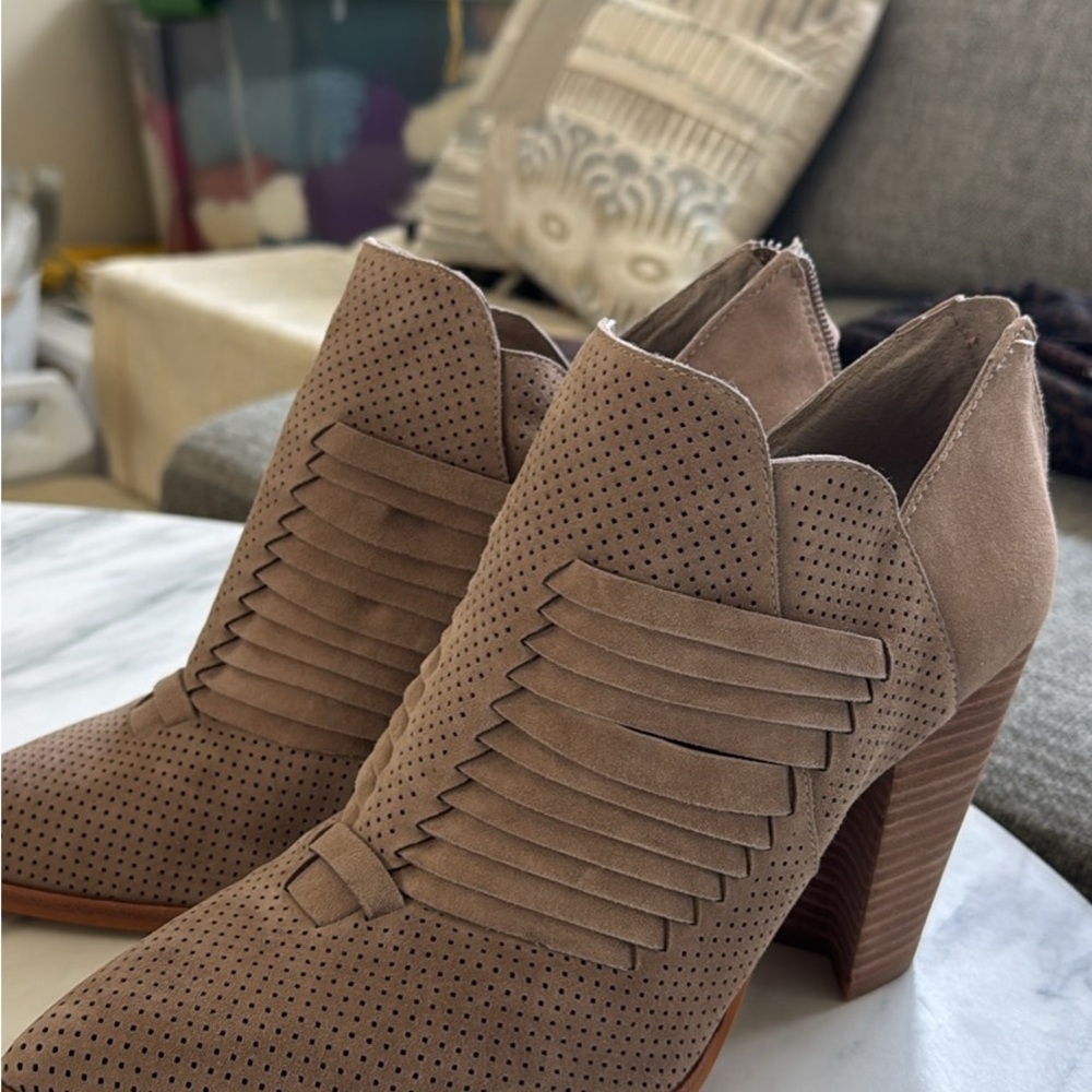 Dolce Vita Perforated Taupe Ankle Booties - Picture 2 of 5